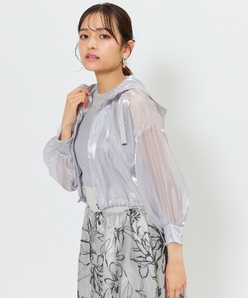 AND COUTURE（アンドクチュール）の「シャイニーシアーマンパ（ブルゾン・レディース・オフホワイト/ベージュ/ブラック/ライトグレー/ピンク・FREE）」の4枚目の写真
