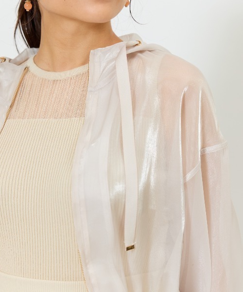 AND COUTURE（アンドクチュール）の「シャイニーシアーマンパ（ブルゾン・レディース・オフホワイト/ベージュ/ブラック/ライトグレー/ピンク・FREE）」の7枚目の写真