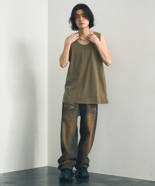 Shoowtime(ショウタイム)の「Pigment dyed oversized tank top / ピグメントダイオーバーサイズタンクトップ(タンクトップ・メンズ・ブラウン系/グレー系/ライトグレー系/ライトグリーン系・X-LARGE/MEDIUM/LARGE)」の22枚目の写真