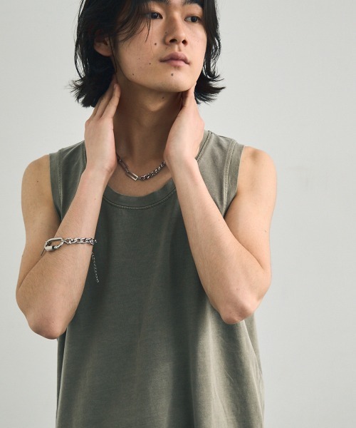 Shoowtime(ショウタイム)の「Pigment dyed oversized tank top / ピグメントダイオーバーサイズタンクトップ(タンクトップ・メンズ・ブラウン系/グレー系/ライトグレー系/ライトグリーン系・X-LARGE/MEDIUM/LARGE)」の11枚目の写真