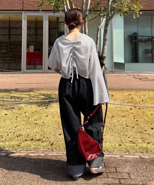 ISOOK（アイスー）の「【ISOOK / アイスー】リラックスワイドデニム / イージーパンツ ビックシルエット カーブ バレル ウエストゴム ウエストギャザー ハイウエスト ドロスト 総ゴム インディゴブルー ライトブルー ブラック 黒 ZOZOTOWN限定（デニムパンツ・レディース・ブラック/ライトブルー/ブルー・FREE）」の21枚目の写真