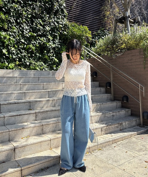 ISOOK（アイスー）の「【ISOOK / アイスー】リラックスワイドデニム / イージーパンツ ビックシルエット カーブ バレル ウエストゴム ウエストギャザー ハイウエスト ドロスト 総ゴム インディゴブルー ライトブルー ブラック 黒 ZOZOTOWN限定（デニムパンツ・レディース・ブラック/ライトブルー/ブルー・FREE）」の19枚目の写真