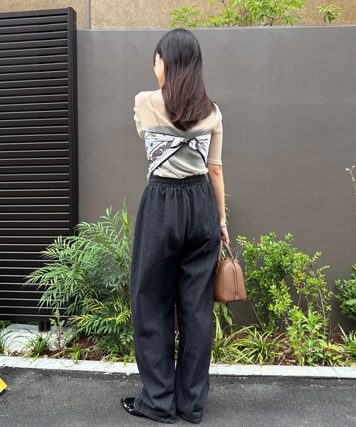 ISOOK（アイスー）の「【ISOOK / アイスー】リラックスワイドデニム / イージーパンツ ビックシルエット カーブ バレル ウエストゴム ウエストギャザー ハイウエスト ドロスト 総ゴム インディゴブルー ライトブルー ブラック 黒 ZOZOTOWN限定（デニムパンツ・レディース・ブラック/ライトブルー/ブルー・FREE）」の7枚目の写真