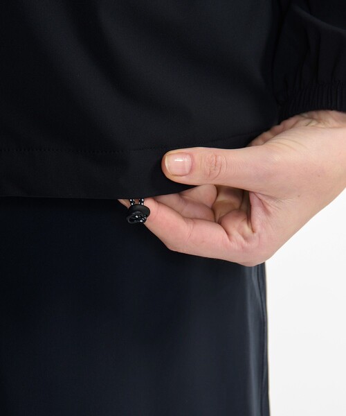 AIGLE（エーグル）の「撥水 UVカット ワンポイントロゴ刺繍 ノーカラージャケット（ノーカラージャケット・レディース・オフホワイト/ブラック/モスグリーン・36/34/40/38）」の7枚目の写真