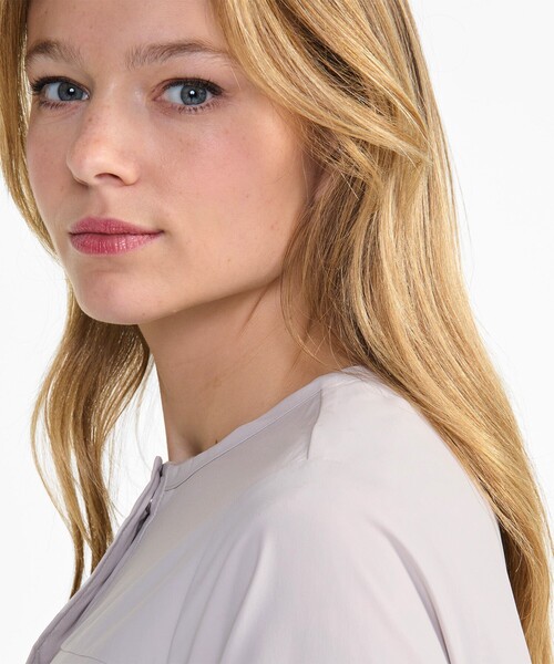 AIGLE（エーグル）の「撥水 UVカット ワンポイントロゴ刺繍 ノーカラージャケット（ノーカラージャケット・レディース・オフホワイト/ブラック/モスグリーン・36/34/40/38）」の17枚目の写真