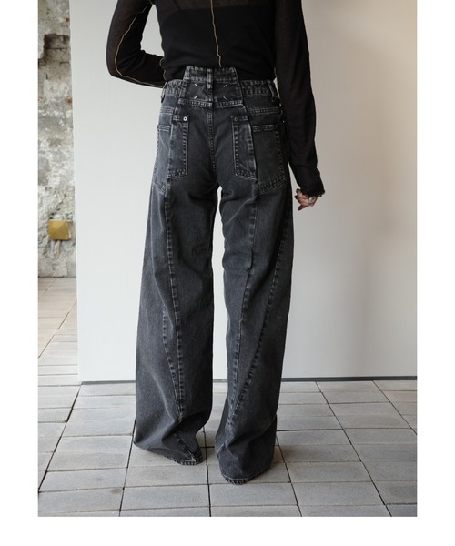 Maison Margiela(メゾンマルジェラ)の「Maison Margiela-men PANTS 5 POCKETS(デニムパンツ・メンズ・ブラック・44/46)」の4枚目の写真