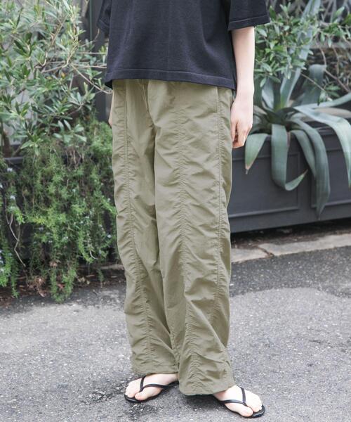 FORK&SPOON（フォークアンドスプーン）の「FORK&SPOON　センターシームドローストリングパンツ（その他パンツ・レディース・ベージュ系その他/ブラック・1/2）」の5枚目の写真