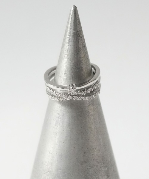 Port（ポート）の「【 Port / ポート 】 モチーフ パール ビジュー リング / ( フリーサイズ )（リング・レディース・シルバー/シルバー系その他/シルバー系その他2/シルバー系その他3/シルバー系その他4/シルバー系その他5/シルバー系その他6/ゴールド・FREE）」の4枚目の写真