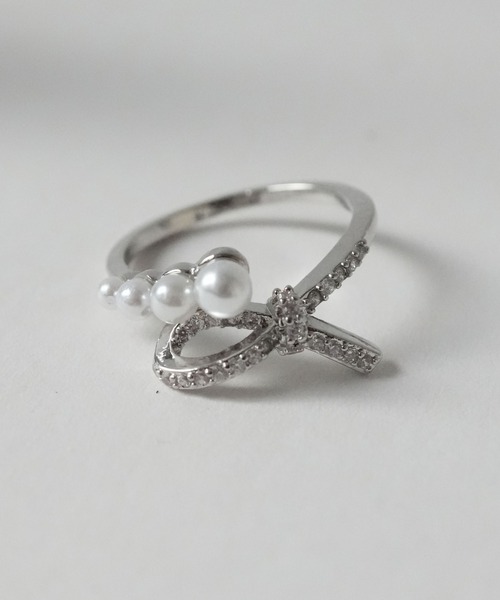 Port（ポート）の「【 Port / ポート 】 モチーフ パール ビジュー リング / ( フリーサイズ )（リング・レディース・シルバー/シルバー系その他/シルバー系その他2/シルバー系その他3/シルバー系その他4/シルバー系その他5/シルバー系その他6/ゴールド・FREE）」の5枚目の写真