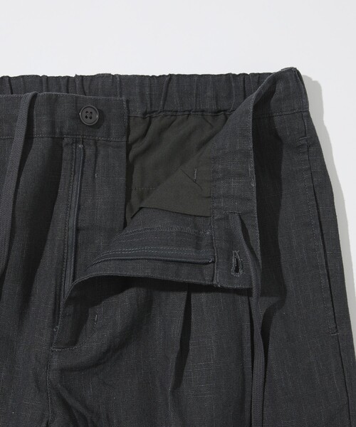 FREAK'S STORE（フリークスストア）の「LINEN COTTON EASY SLACKS/リネン コットン イージースラックスパンツ【セットアップ対応】（スラックス・メンズ・ブラック/オフホワイト/チャコールグレー/ベージュ・MEDIUM/LARGE）」の11枚目の写真