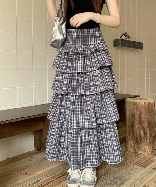 gossip!ロサンゼルス(ゴシップロサンゼルス)の「フリルレイヤード チェックスカート(スカート・レディース・ブラック/グレー・S/M/L)」の2枚目の写真
