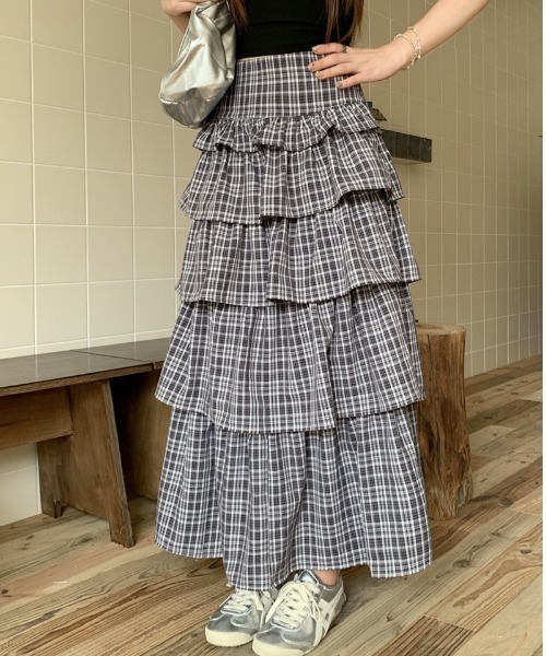 gossip!ロサンゼルス(ゴシップロサンゼルス)の「フリルレイヤード チェックスカート(スカート・レディース・ブラック/グレー・S/M/L)」の5枚目の写真