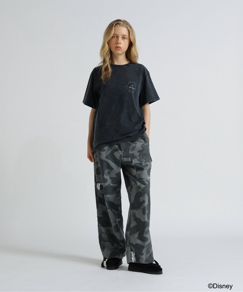Disney（ディズニー）の「《Disney Collection》FANTASIA / MICKEY MOUSE / BROOM T-SHIRT / AVIREXWOMAN（Tシャツ/カットソー・レディース・チャコール/オフホワイト・FREE）」の18枚目の写真