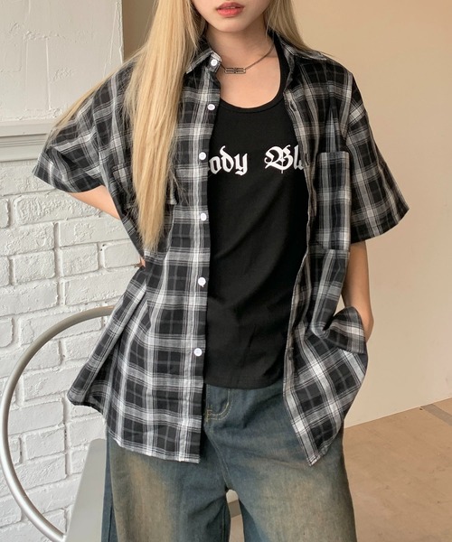 lilful(リルフル)の「Y2Kチェック柄ビッグシャツ ユニセックス(シャツ/ブラウス・レディース・ホワイト/ブラウン/ブラック・L/M)」の2枚目の写真
