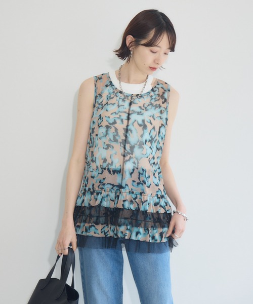 TRANOI . フリルヘムメッシュタンクトップ（タンクトップ