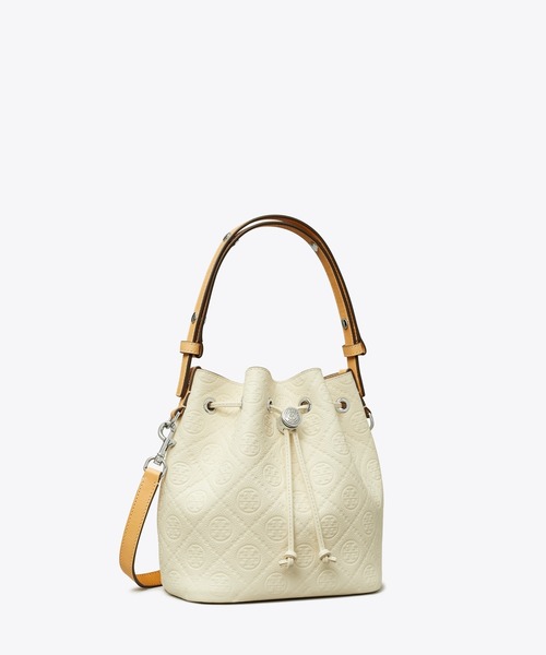 TORY BURCH(トリーバーチ)の「Tモノグラム ペブル バケットバッグ(ショルダーバッグ・レディース・ライトグレー/サンドベージュ/ホワイト・ONE SIZE)」の1枚目の写真