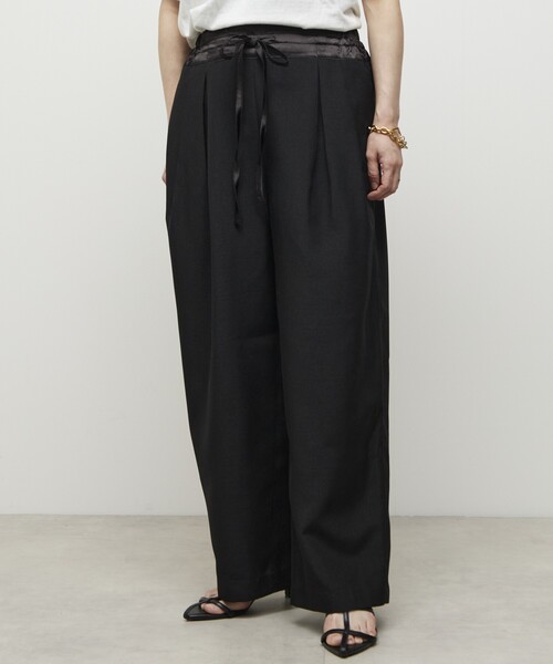 Firsthand(ファーストハンド)の「Firsthand/ファーストハンド 機能性素材 リネンライク バイカラー イージーパンツ / ウォッシャブル / 接触冷感(その他パンツ・レディース・ベージュ/ブラック/ブルーグリーン・MEDIUM/SMALL)」の2枚目の写真