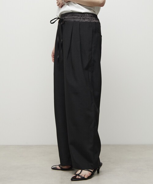 Firsthand(ファーストハンド)の「Firsthand/ファーストハンド 機能性素材 リネンライク バイカラー イージーパンツ / ウォッシャブル / 接触冷感(その他パンツ・レディース・ベージュ/ブラック/ブルーグリーン・MEDIUM/SMALL)」の7枚目の写真