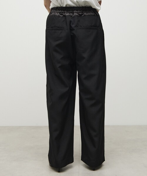 Firsthand(ファーストハンド)の「Firsthand/ファーストハンド 機能性素材 リネンライク バイカラー イージーパンツ / ウォッシャブル / 接触冷感(その他パンツ・レディース・ベージュ/ブラック/ブルーグリーン・MEDIUM/SMALL)」の16枚目の写真