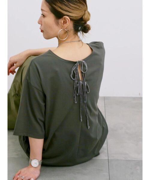 Samansa Mos2 blue(サマンサモスモスブルー)の「◎【接触冷感】バックリボンTシャツ(Tシャツ/カットソー・レディース・チャコールグレー/オフホワイト/サックスブルー・F)」の3枚目の写真