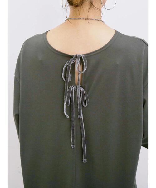 Samansa Mos2 blue(サマンサモスモスブルー)の「◎【接触冷感】バックリボンTシャツ(Tシャツ/カットソー・レディース・チャコールグレー/オフホワイト/サックスブルー・F)」の6枚目の写真