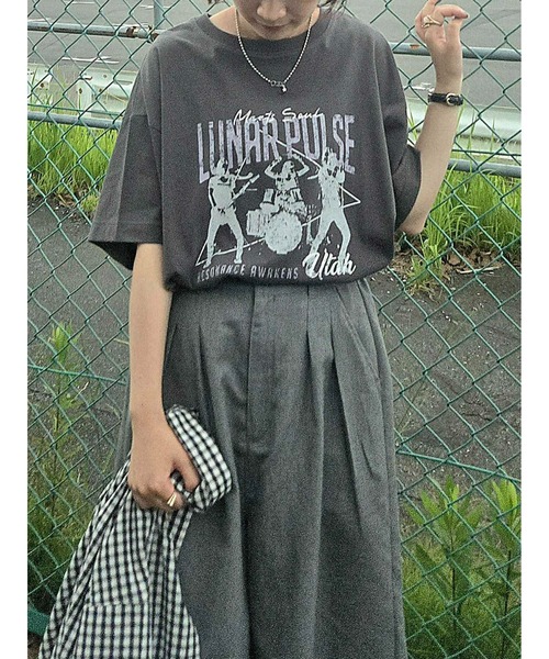 SM2（エスエムツー）の「[接触冷感]バンドモチーフアソートプリントTシャツ（Tシャツ/カットソー・レディース・グレー/チャコールグレー/サックスブルー/オフホワイト・F）」の5枚目の写真