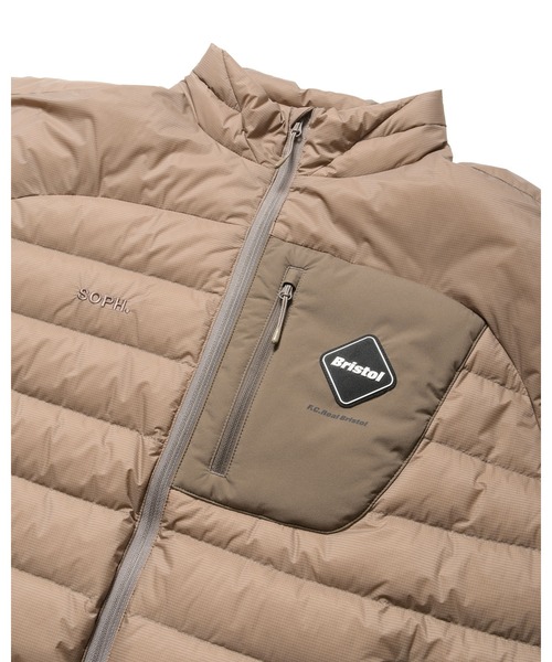 F.C.Real Bristol（エフシーレアルブリストル）の「EXPEDITION DOWN JACKET（ダウンジャケット/コート・メンズ・ベージュ/セージグリーン/ブラック・X-LARGE/LARGE/MEDIUM/SMALL/XX-LARGE）」の9枚目の写真