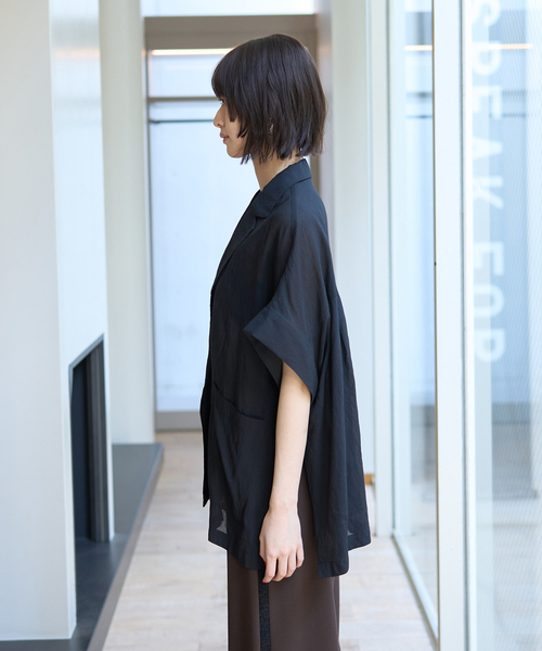 Rouge vif Anna（ルージュヴィフアンナ）の「強撚半袖シアーフォルムハーフスリーブジャケット（テーラードジャケット・レディース・ブラック/ブラウン・フリー）」の11枚目の写真
