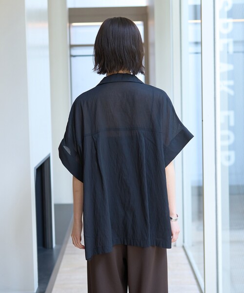 Rouge vif Anna(ルージュヴィフアンナ)の「【人気追加】強撚半袖シアーフォルムハーフスリーブジャケット/ポケット付き(テーラードジャケット・レディース・ブラック/ブラウン・フリー)」の17枚目の写真