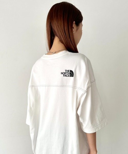 THE NORTH FACE(ザノースフェイス)の「国内未発売 THE NORTH FACE(ザ・ノースフェイス)/ワンポイントロゴ ステッチ 切り替え 半袖 Tシャツ/STITCH DYEING S/S R/TEE(Tシャツ/カットソー・レディース・ブラック/ホワイト/チャコールグレー/ベージュ・M/L/XL/XXL)」の9枚目の写真