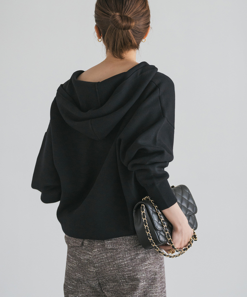 Noble（ノーブル）の「《追加》接結タック編みフードプルオーバー（ニット/セーター・レディース・ライトグレー/ブラウン/ベージュ系その他/ブラック・FREE）」の12枚目の写真