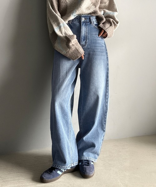 classicalelf（クラシカルエルフ）の「こなれ感抜群の1本。ゆったりシルエットカーブデニムエッグパンツ（デニムパンツ・レディース・ワンウォッシュ/ブルー/ブラウン/ブラック・X-LARGE/SMALL/MEDIUM/LARGE）」の16枚目の写真