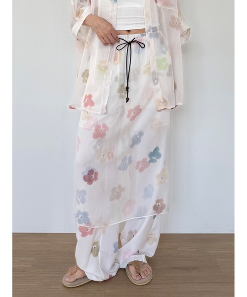 Didot.showroom（ディドット ショールーム）の「【DIDOT.】フラワーパターンシアーレイヤードSK（スカート・レディース・ブラック/アイボリー・FREE）」の8枚目の写真