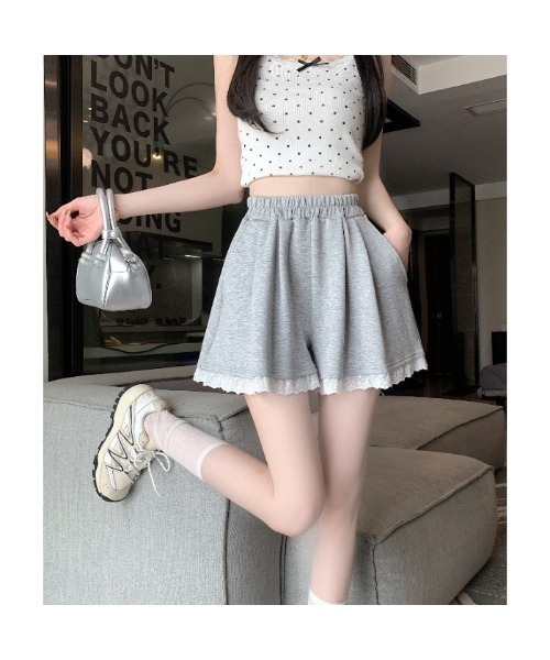 Ritzy(リッツィー)の「レース加工 ショートパンツ(その他パンツ・レディース・グレー/ブラック・M/L)」の9枚目の写真