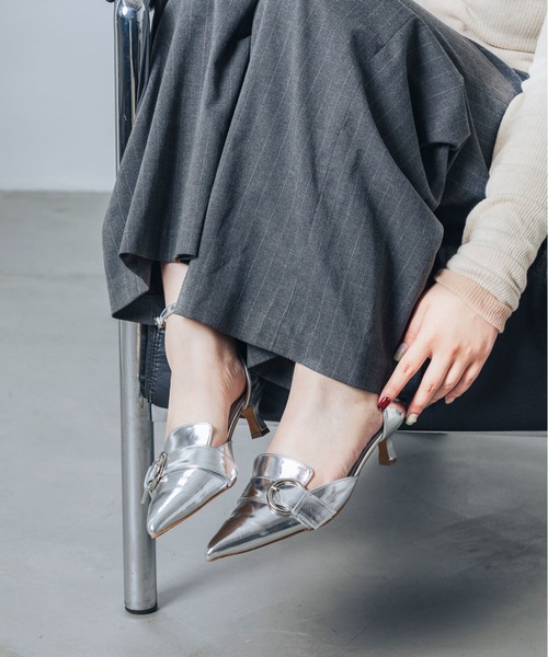 EVOL(イーボル)の「【ふかふか・クッション入り】セパレートベルト4.5cmパンプス IZ5851(パンプス・レディース・シルバー/ブラウン/ブラック・22.5cm/23.5cm/24.5cm/23.0cm/24.0cm/25.0cm/22.0cm)」の12枚目の写真