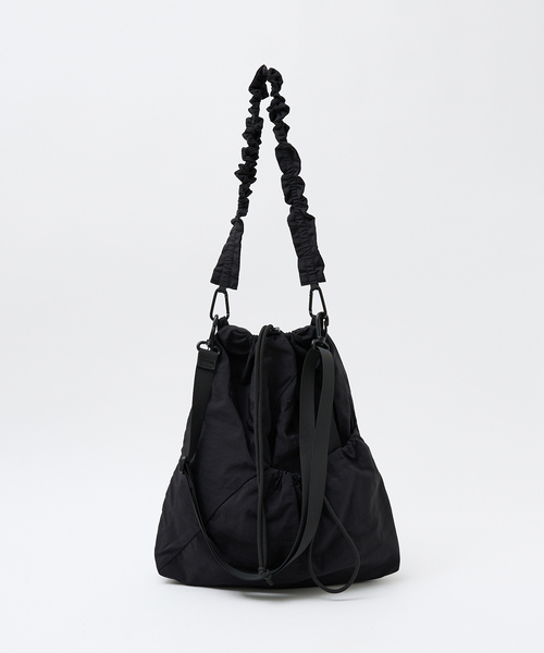 Uhr フリルハンドル ショルダーバッグ ○SOEUR/フリルハンドルショルダーバッグ/2WAY/A4サイズ対応