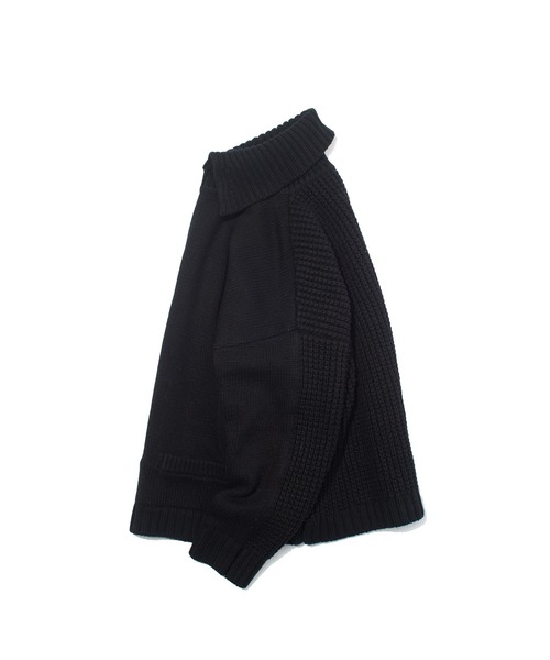 F/CE. （エフシーイー）の「F/CE. REVERSE PATTERN COLLAR KNIT / エフシーイー  リバースパターンカラーニット（ニット/セーター・メンズ・ブラック/アイボリー・SMALL）」の5枚目の写真