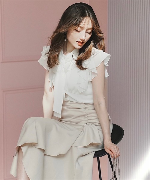 SWINGLE（スウィングル）の「シャーリングフリルマーメイドスカート（スカート・レディース・ネイビー/ベージュ/ミント・SMALL/MEDIUM）」の7枚目の写真