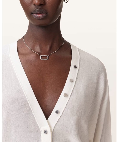 ALLSAINTS（オールセインツ）の「HONOR V-NECK CARDIGAN | HONOR  Vネック カーディガン（カーディガン/ボレロ・レディース・ホワイト・M/XS/S）」の2枚目の写真