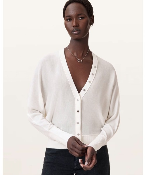 ALLSAINTS（オールセインツ）の「HONOR V-NECK CARDIGAN | HONOR  Vネック カーディガン（カーディガン/ボレロ・レディース・ホワイト・M/XS/S）」の4枚目の写真