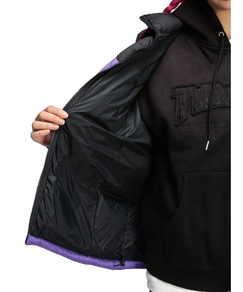 FIRST DOWN(ファーストダウン)の「パッカブル フルジップ ダウンベスト FDUSA LIGHT BUBBLE DOWN VEST F942012(ダウンベスト・メンズ・パープル/ブラック・LL/L/M)」の13枚目の写真