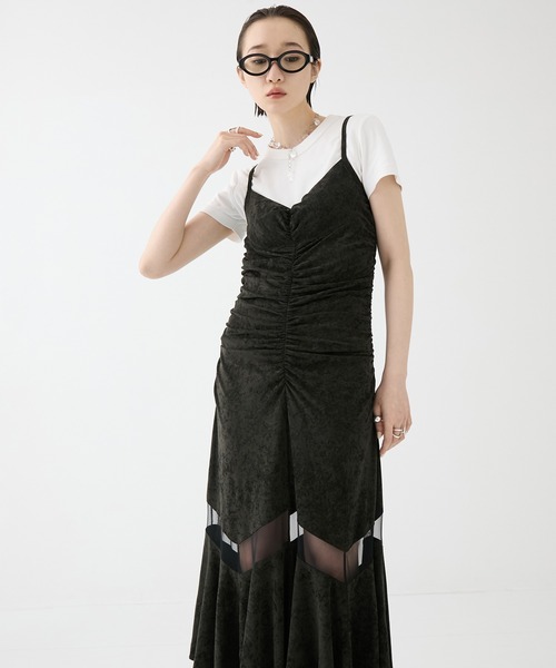 FETICO（フェティコ）の「【FETICO/フェティコ】《STUDIOUS別注》VELOUR SHEER CUT HEM DRESS/ベロアシアーカットヘムドレス/ワンピース（ドレス・レディース・ブラック/ブラウン・1/2）」の17枚目の写真
