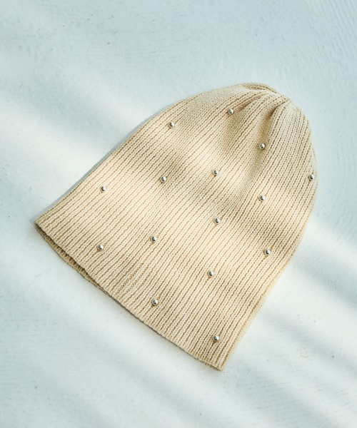 LAKOLE(ラコレ)の「ボールスタッズニットワッチ / 571142(ニットキャップ/ビーニー・レディース・チャコール/アイボリー/グレー・FREE)」の2枚目の写真