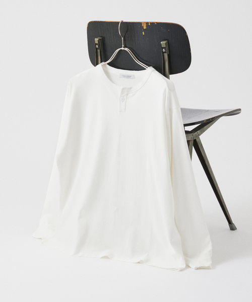 JOURNAL STANDARD(ジャーナルスタンダード)の「OE バック ピグメント ヘンリー ネック ロンT(Tシャツ/カットソー・メンズ・ブラック系その他/サックスブルー/ホワイト/パープル・MEDIUM/LARGE)」の2枚目の写真