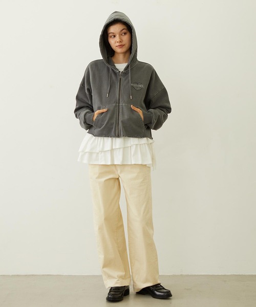 MILKFED.(ミルクフェド)の「HEART MOTIF FADED CROPPED ZIP UP HOODIE(パーカー・レディース・ブラック/ブラウン/ネイビー・ONE SIZE)」の11枚目の写真