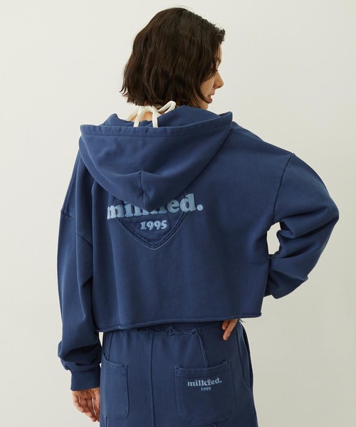 MILKFED.(ミルクフェド)の「HEART MOTIF FADED CROPPED ZIP UP HOODIE(パーカー・レディース・ブラック/ブラウン/ネイビー・ONE SIZE)」の18枚目の写真