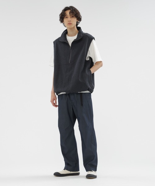 MHL.（エムエイチエル）の「RECYCLED DENIM LOOPBACK JERSEY（Tシャツ/カットソー・メンズ・ブラック・MEDIUM/LARGE）」の2枚目の写真