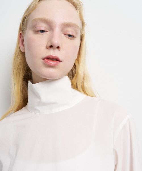 LANVIN en Bleu（ランバンオンブルー）の「スタンドカラープルオーバーブラウス（シャツ/ブラウス・レディース・ネイビー/ブルー/オフホワイト・38）」の10枚目の写真