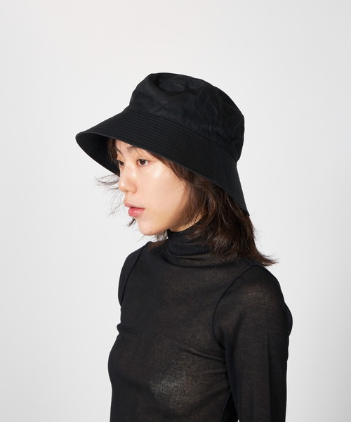 KIJIMA TAKAYUKI（キジマ　タカユキ）の「KIJIMA TAKAYUKI VENTILE  SEAM BUCKET HAT（ハット・レディース・ベージュ/ブラック・2/1）」の5枚目の写真