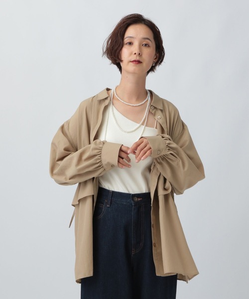 LEPSIM（レプシィム）の「ウエストフリルシャーリングブラウス　581672（シャツ/ブラウス・レディース・ストライプ/ベージュ/チャコールグレー/オフホワイト・FREE）」の3枚目の写真